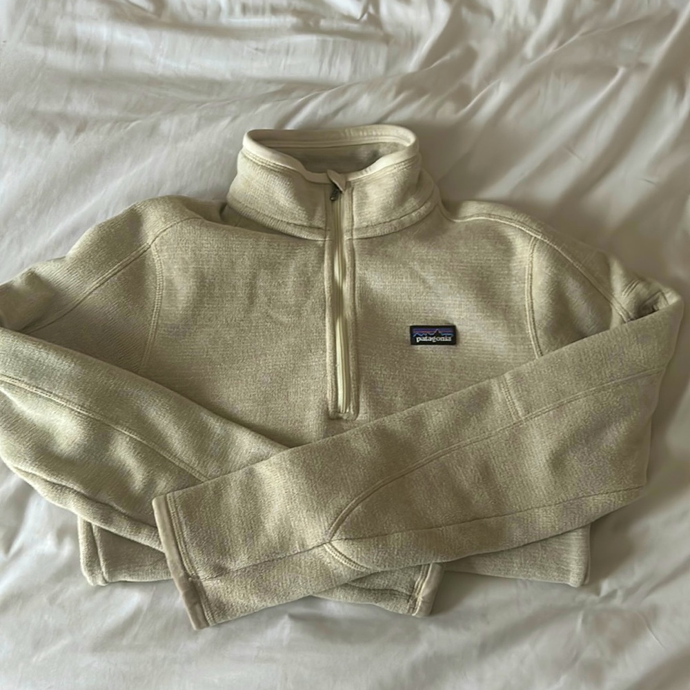 Woman’s Patagonia Better Sweater in Cream Color